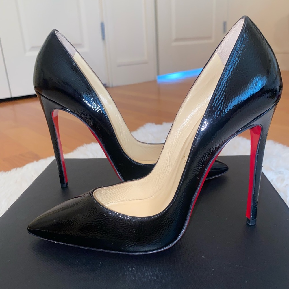 Christian Louboutin Black pumps